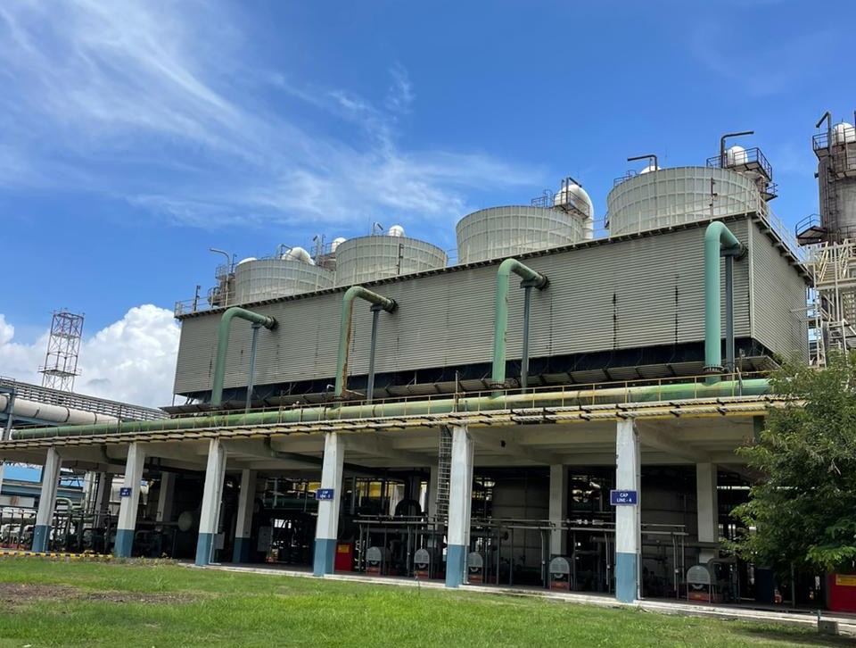Encon Group has installed a 6400 CMH counter-flow cooling tower system - featuring one tower with four cells. 